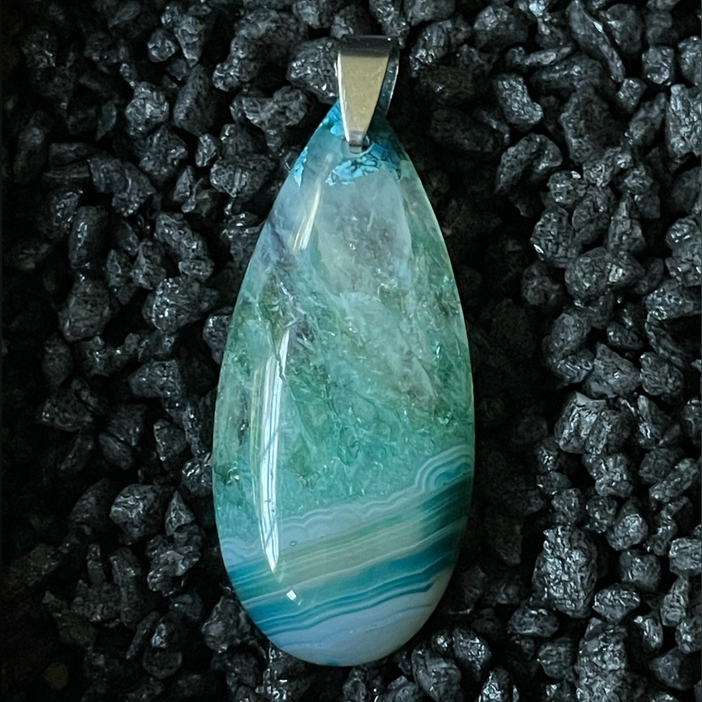 Agate Pendant Colorful Natural Stone 1x2 Teardrop Shape. Great gift.